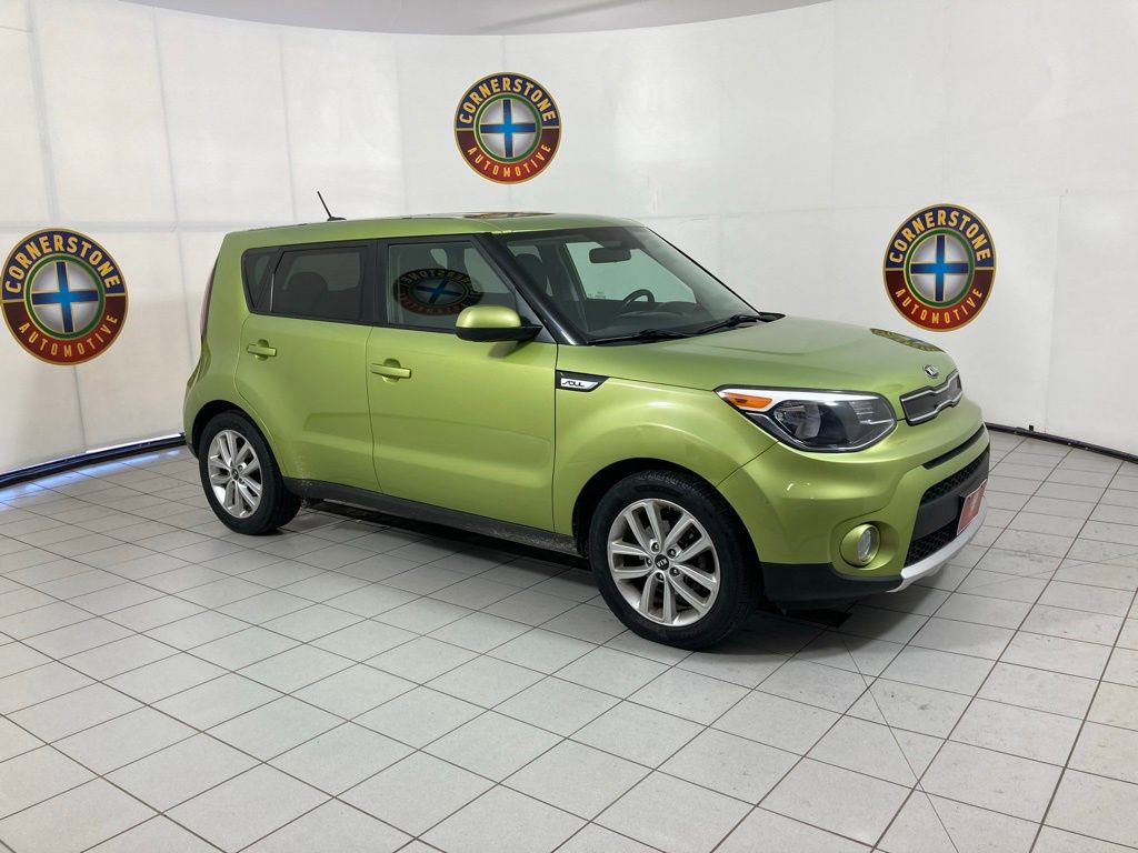Used 2018 Kia Soul + FWD image 17