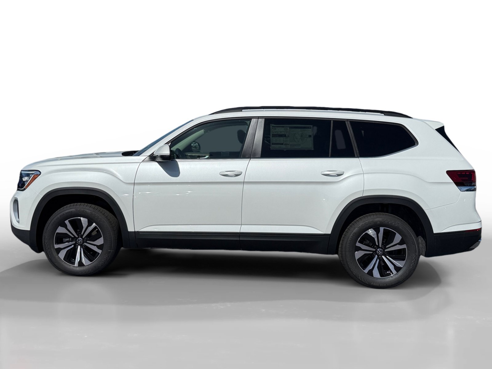 New 2026 Volkswagen Atlas SE FWD image 2