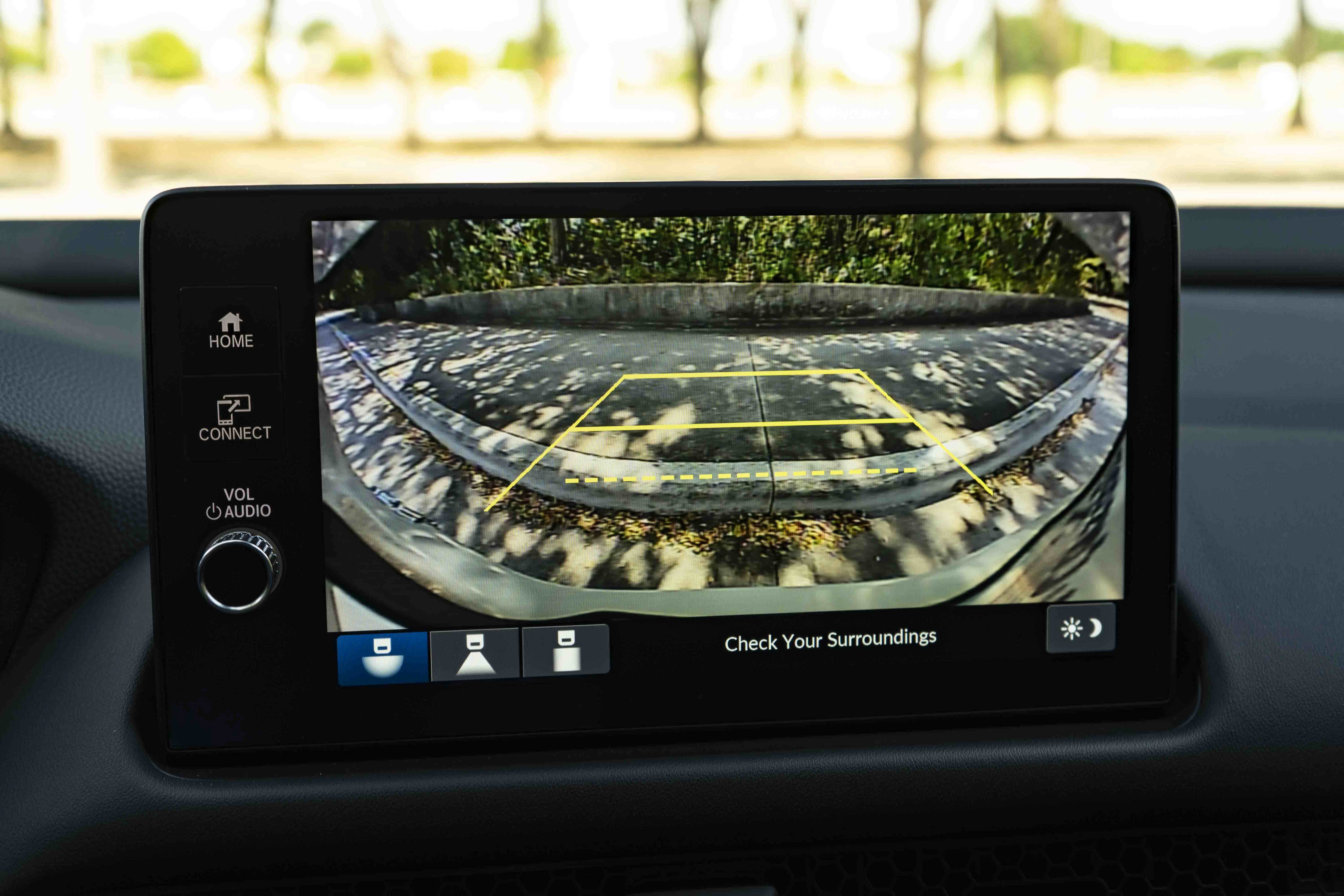 Certified 2027 Honda HR-V LX image 31