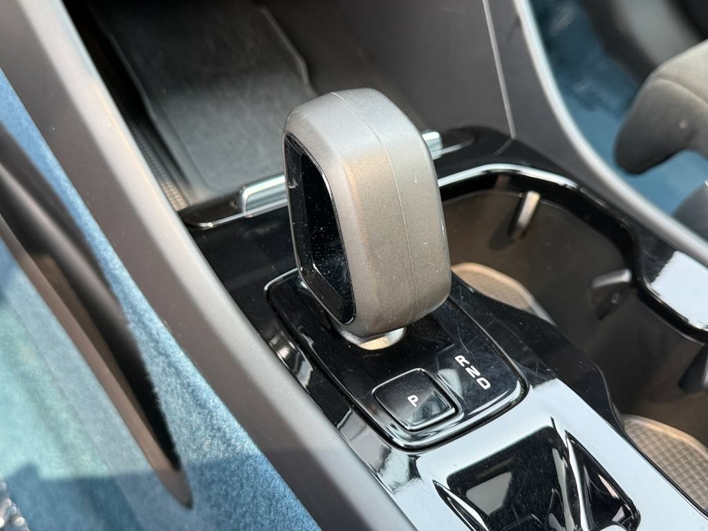 Certified 2023 Volvo C40 P8 Recharge Plus AWD/4WD image 27