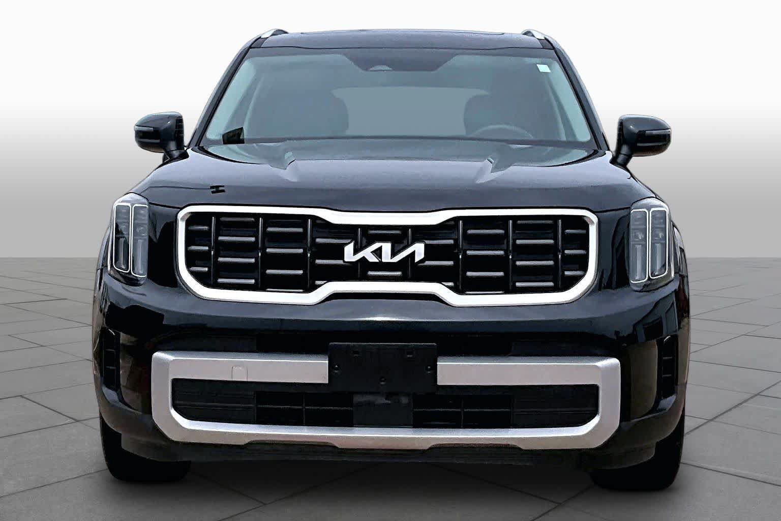 Used 2023 Kia Telluride S w/ S Sunroof Package AWD/4WD image 4