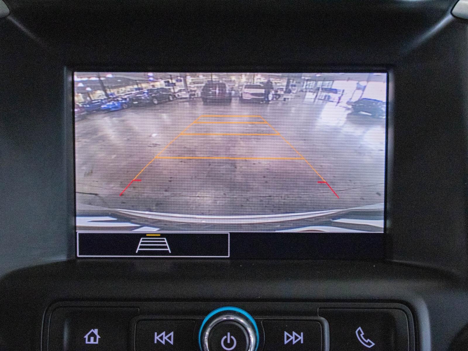 Used 2022 GMC Terrain SLE image 6