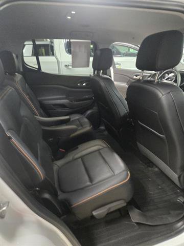 Certified 2023 GMC Acadia AT4 w/ Technology Package AWD/4WD image 14