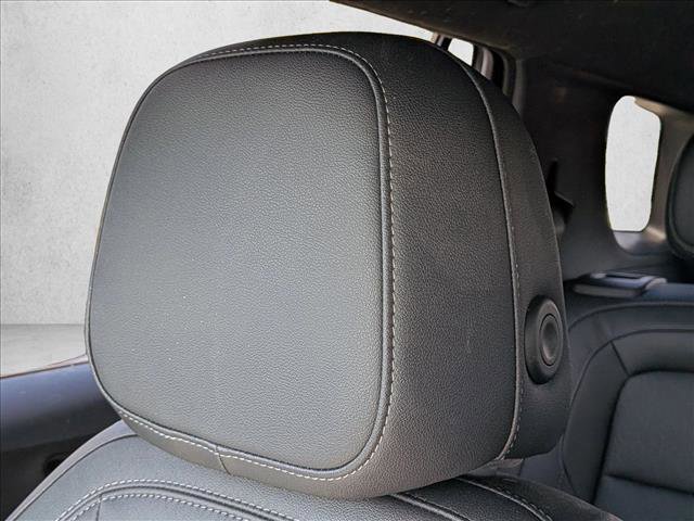 Used 2025 Chevrolet Equinox LT w/ Convenience Package II AWD/4WD image 14