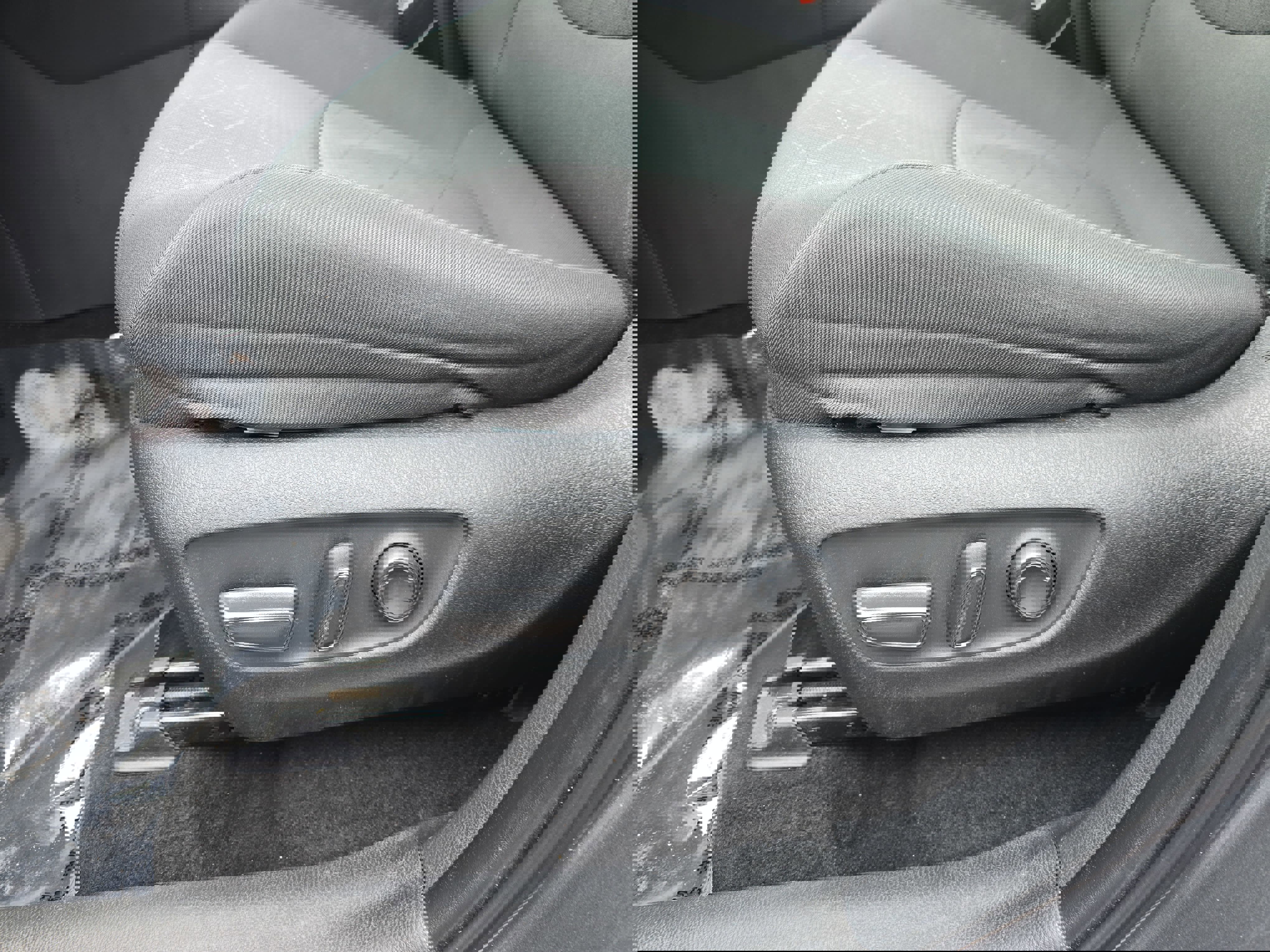 Used 2024 Toyota RAV4 XLE image 29