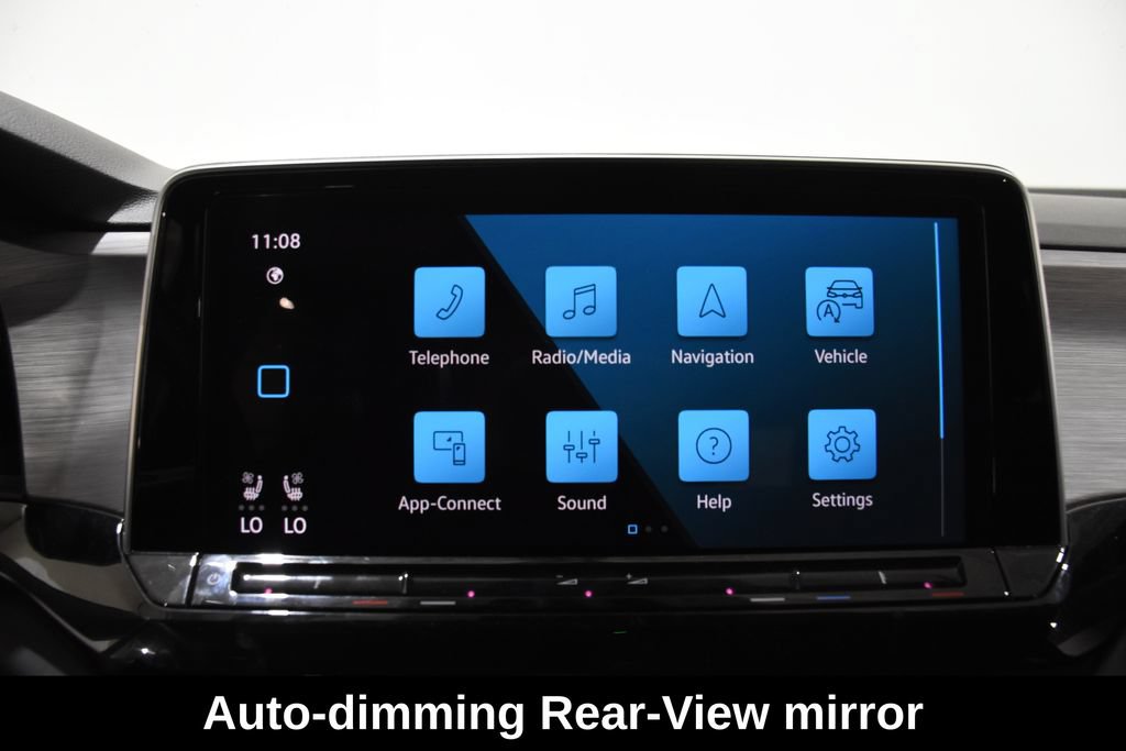 Used 2025 Volkswagen Atlas Cross Sport SE FWD image 23