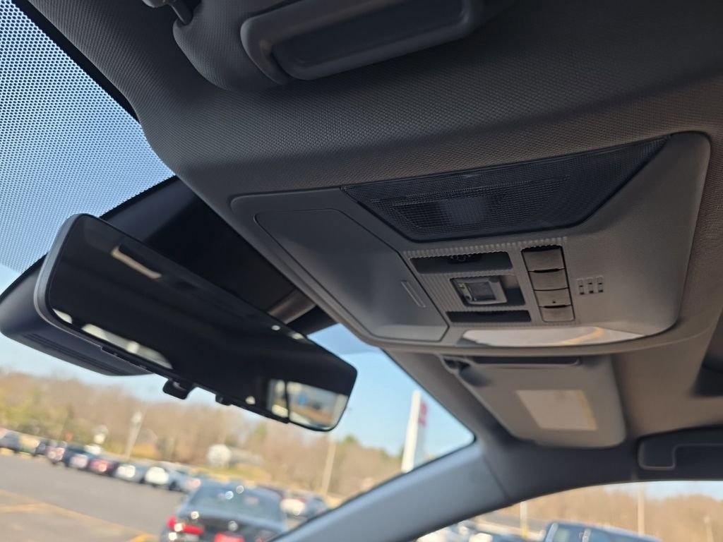 Used 2022 Toyota RAV4 Limited image 29