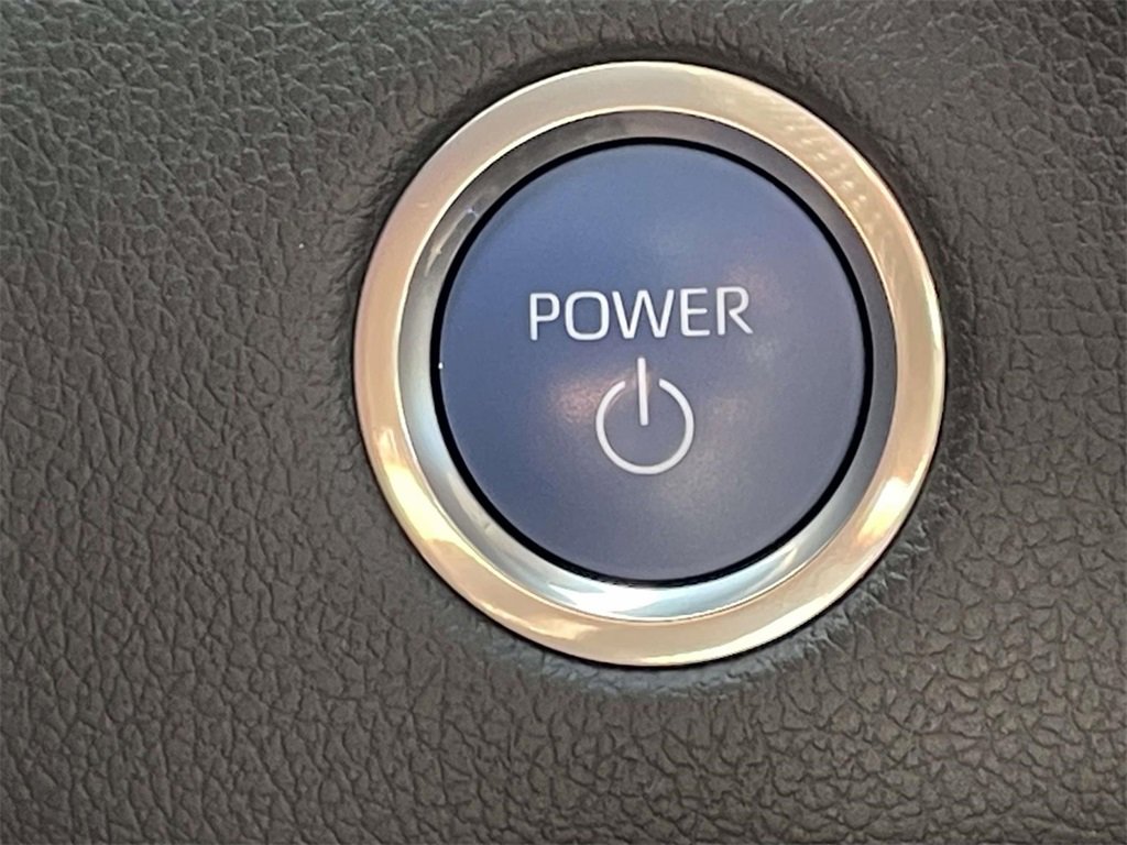 Used 2024 Toyota Sequoia Limited image 28