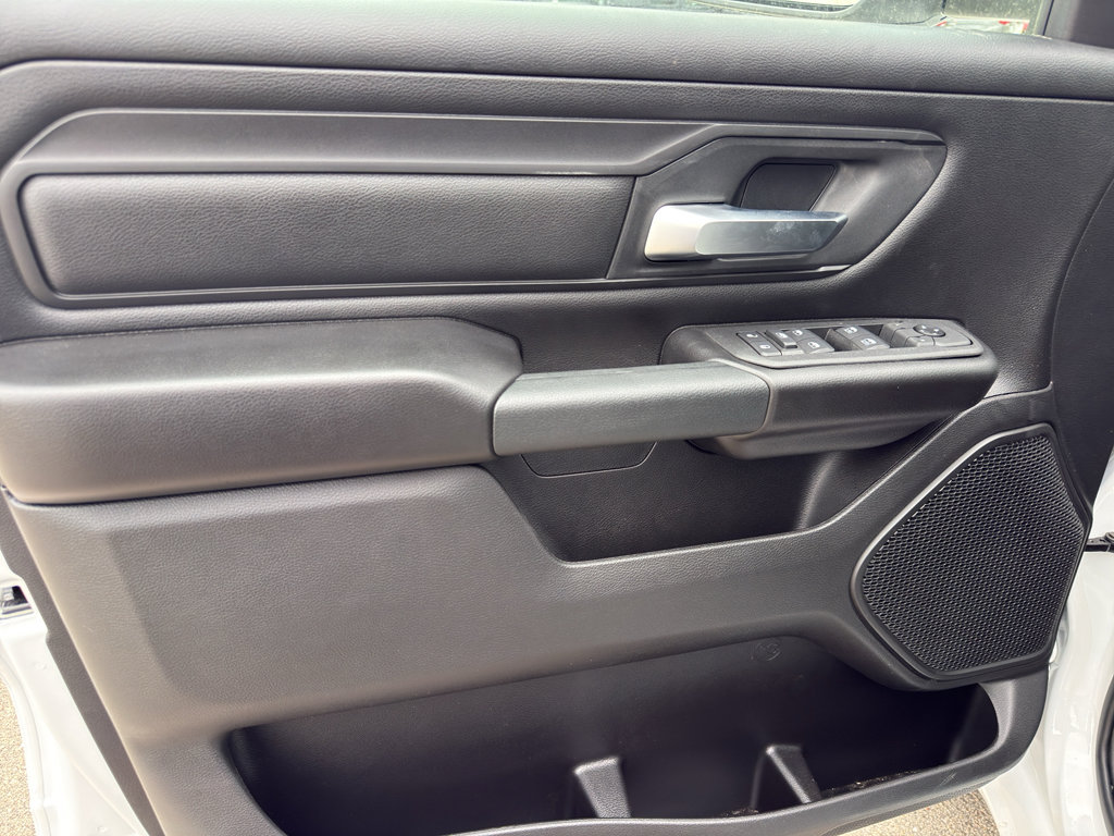 New 2026 RAM 1500 Express AWD/4WD image 13