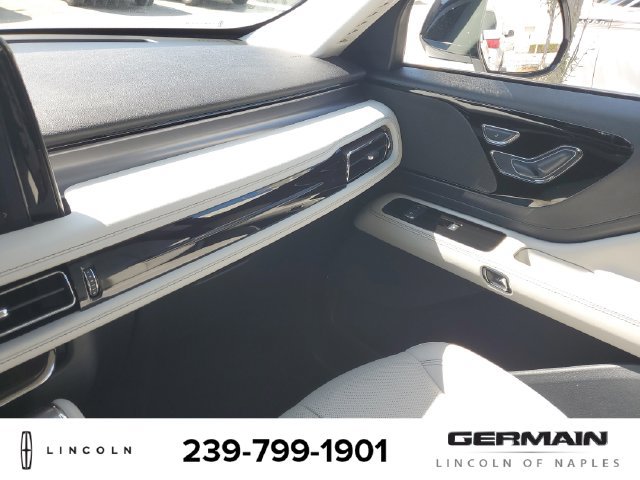 New 2026 Lincoln Aviator 2WD image 33