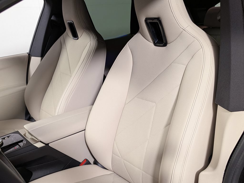 Certified 2023 BMW iX xDrive50 w/ Sport Package AWD/4WD image 19