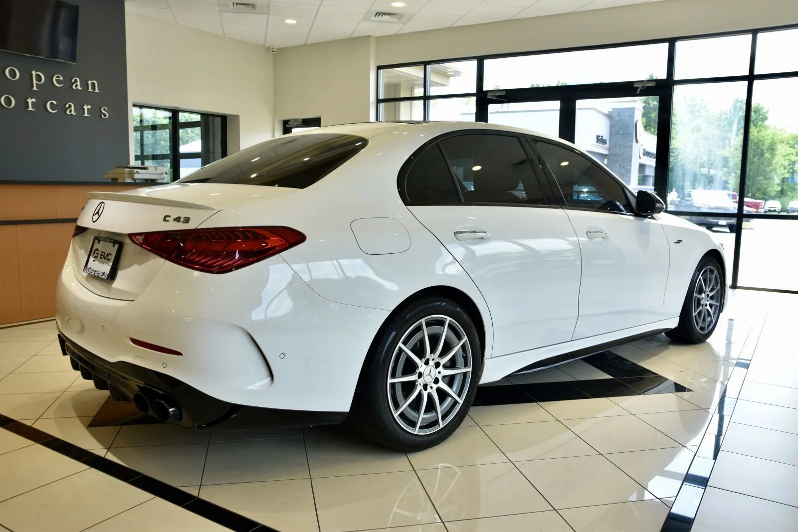Used 2025 Mercedes-Benz C 43 AMG 4MATIC Sedan image 6