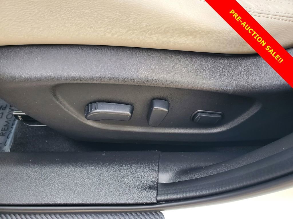 Used 2019 Nissan Rogue Sport SL w/ Premium Package image 18