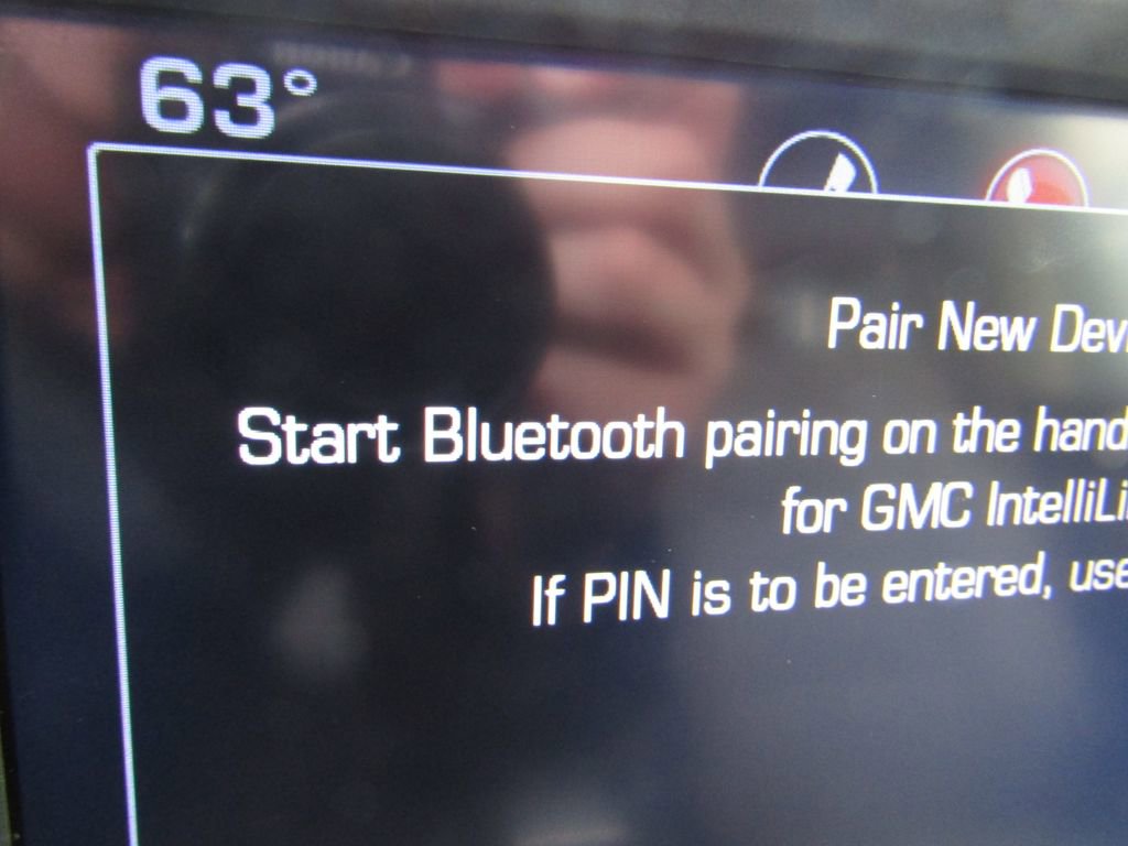 Used 2014 GMC Sierra 1500 SLT w/ SLT Crew Cab Value Package image 16