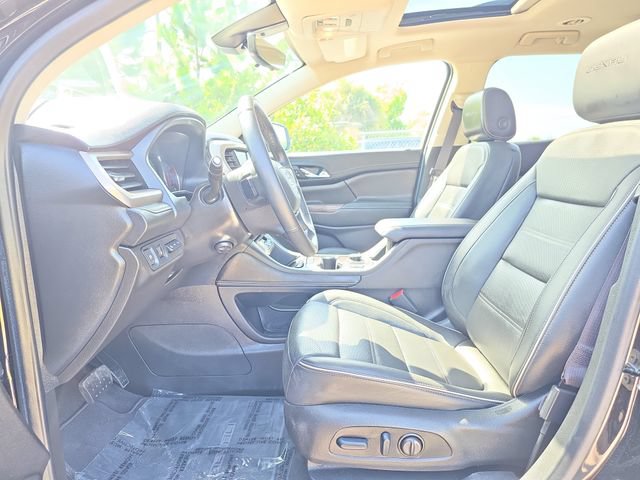 Certified 2023 GMC Acadia Denali w/ Denali Ultimate Package AWD/4WD image 18