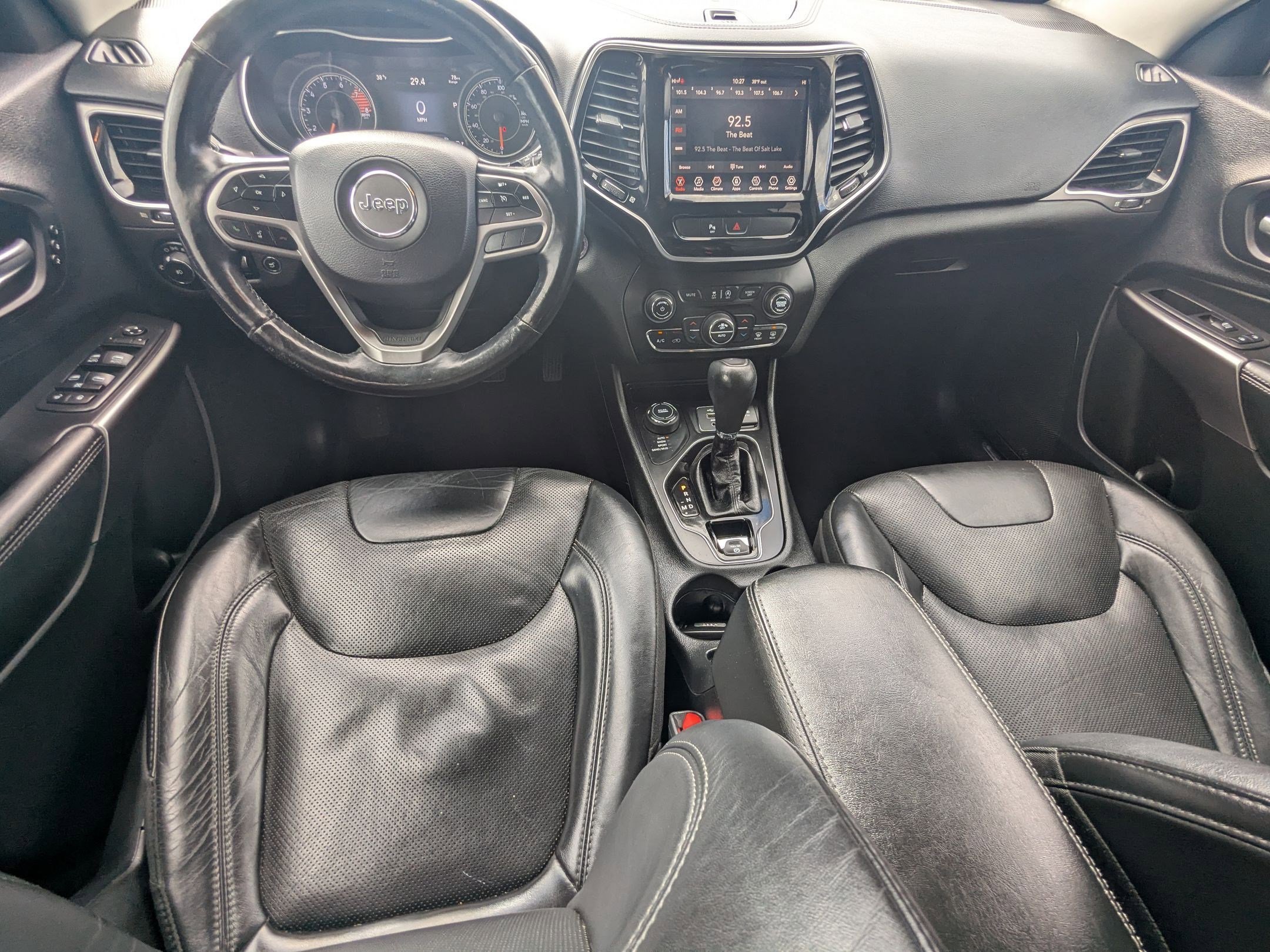 Used 2019 Jeep Cherokee Limited AWD/4WD image 27