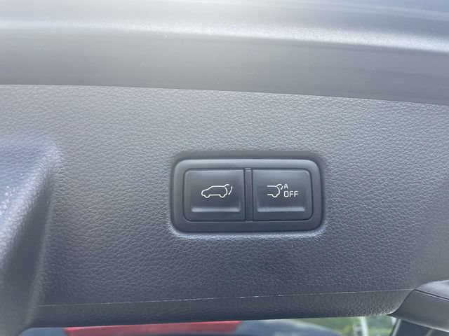 Used 2024 Kia Carnival EX FWD image 13