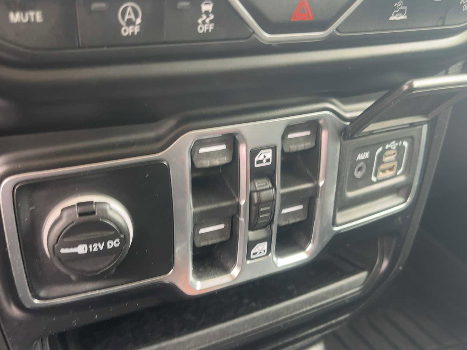Used 2021 Jeep Wrangler Unlimited Sport AWD/4WD image 20