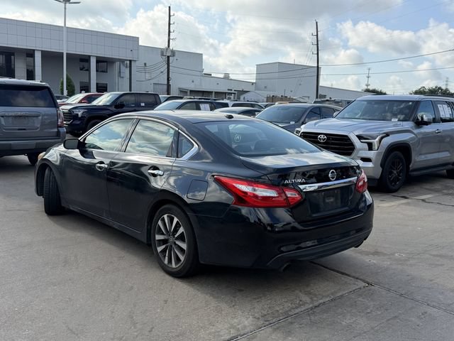 Used 2017 Nissan Altima 2.5 SV FWD image 7