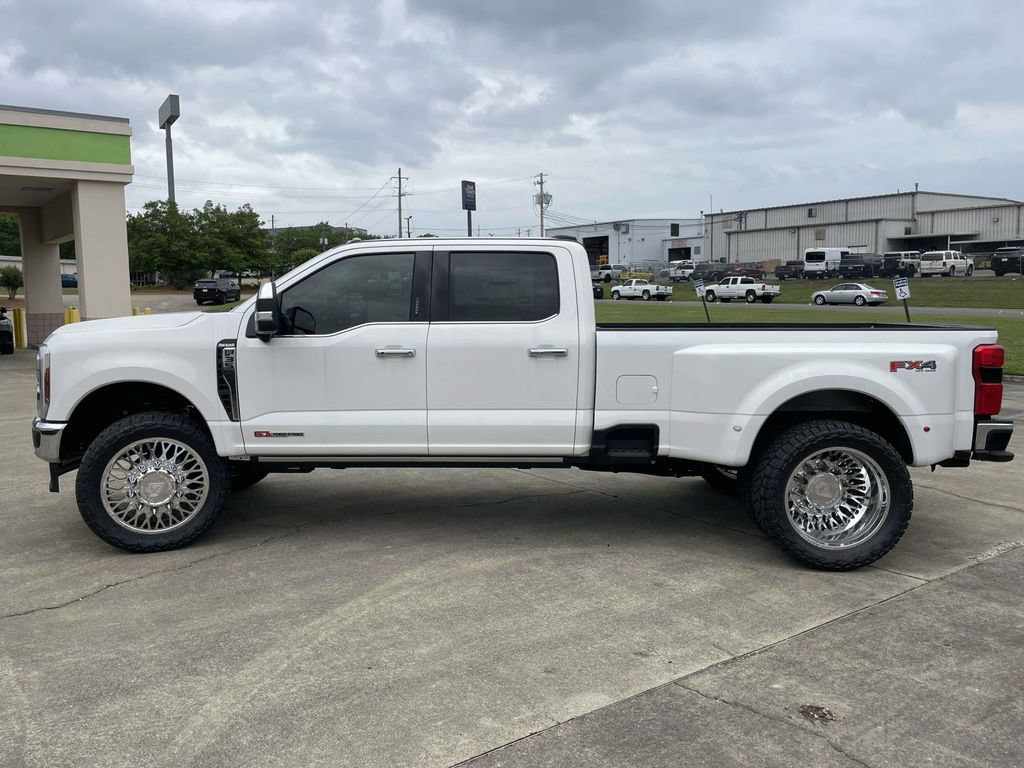 New 2026 Ford F350 King Ranch w/ Chrome Package AWD/4WD image 6