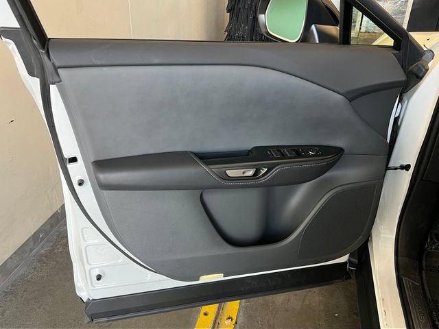 Used 2025 Lexus RZ 300e FWD image 33