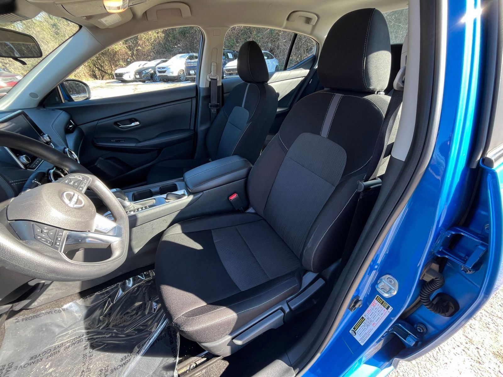 Used 2025 Nissan Sentra SV image 33