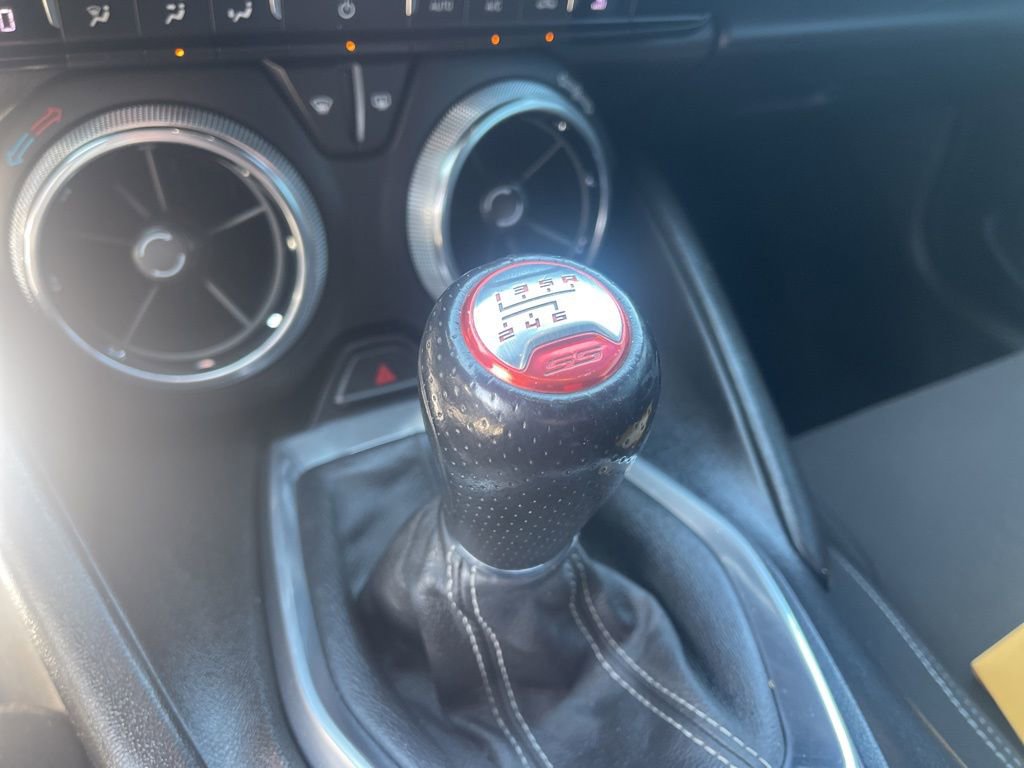 Used 2016 Chevrolet Camaro SS image 6
