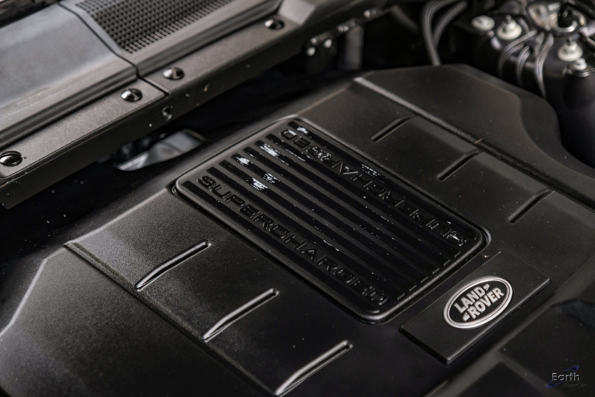 Used 2023 Land Rover Defender 90 V8 AWD/4WD image 90