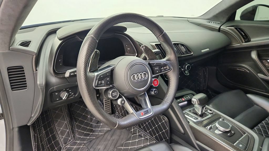 Used 2017 Audi R8 V10 plus AWD/4WD image 26