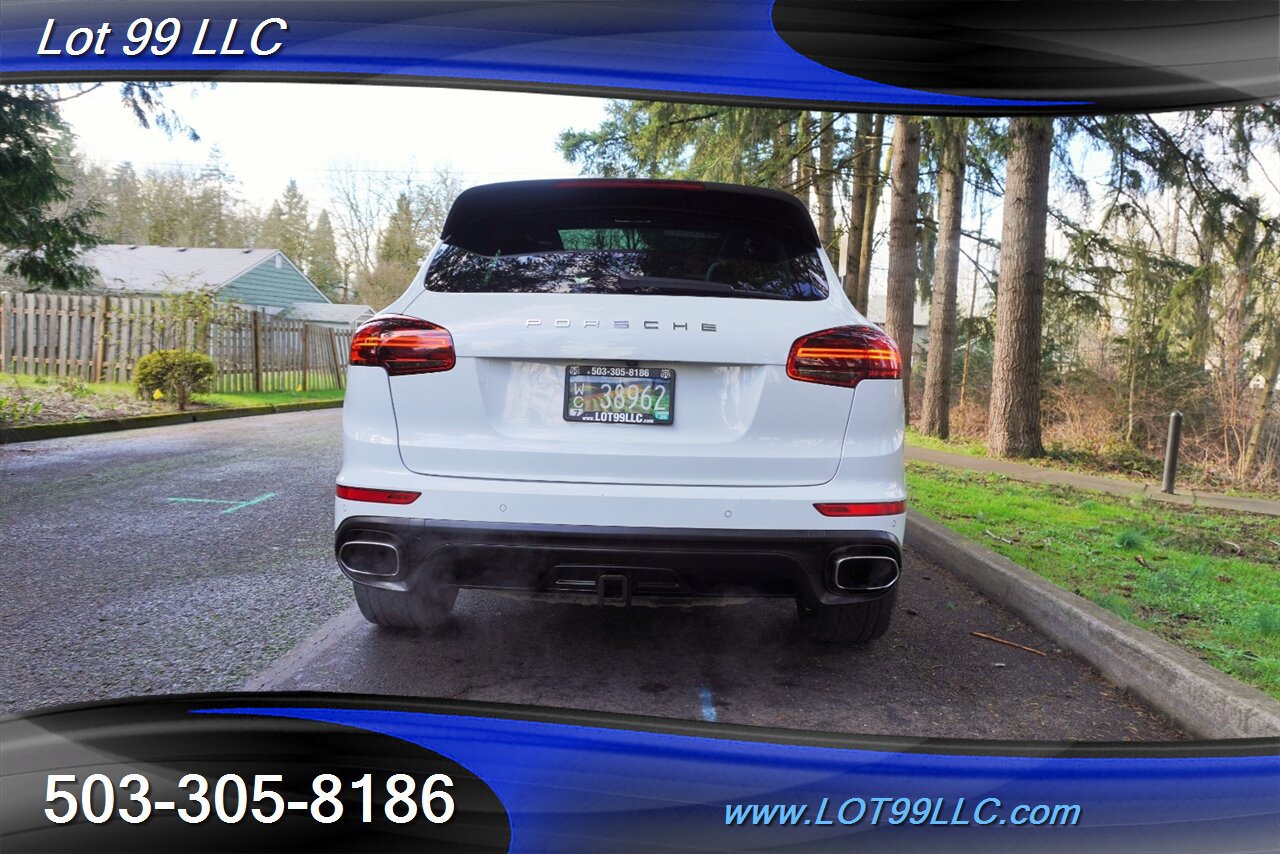 Used 2017 Porsche Cayenne Platinum Edition image 10