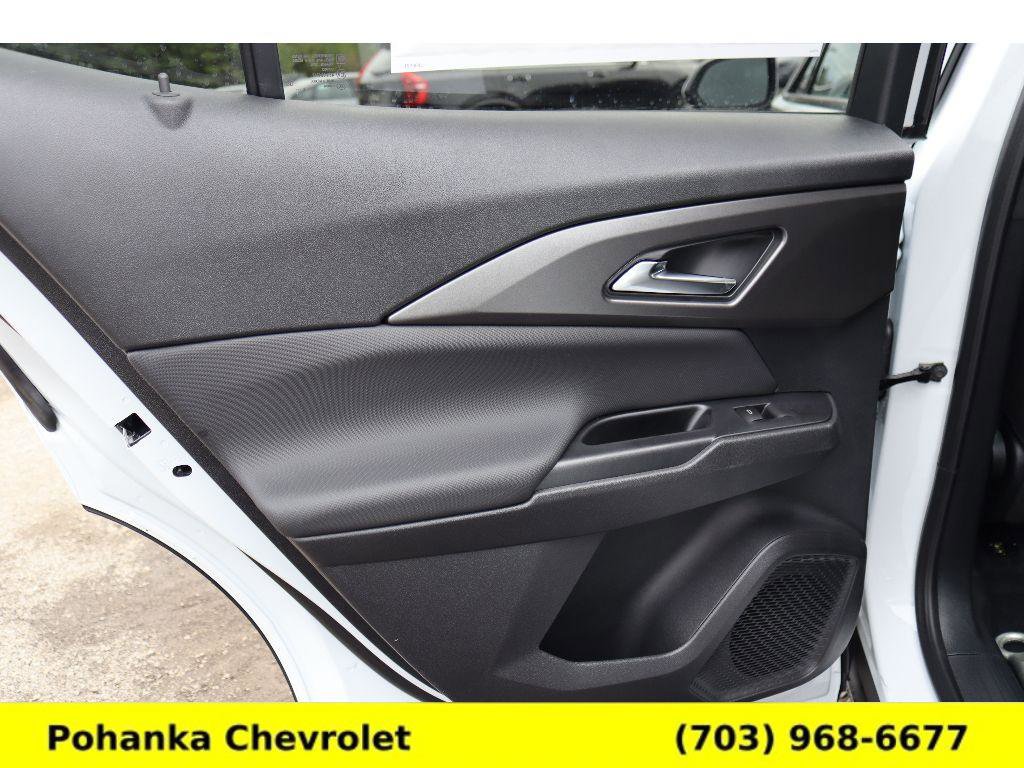 New 2026 Chevrolet Equinox EV LT FWD image 25