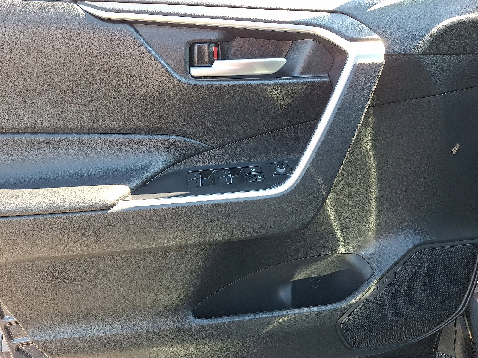 Certified 2025 Toyota RAV4 XLE image 13