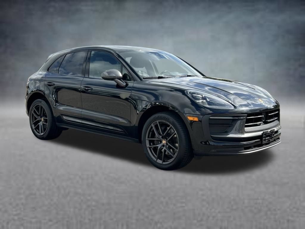 Used 2023 Porsche Macan Turbo AWD/4WD image 7