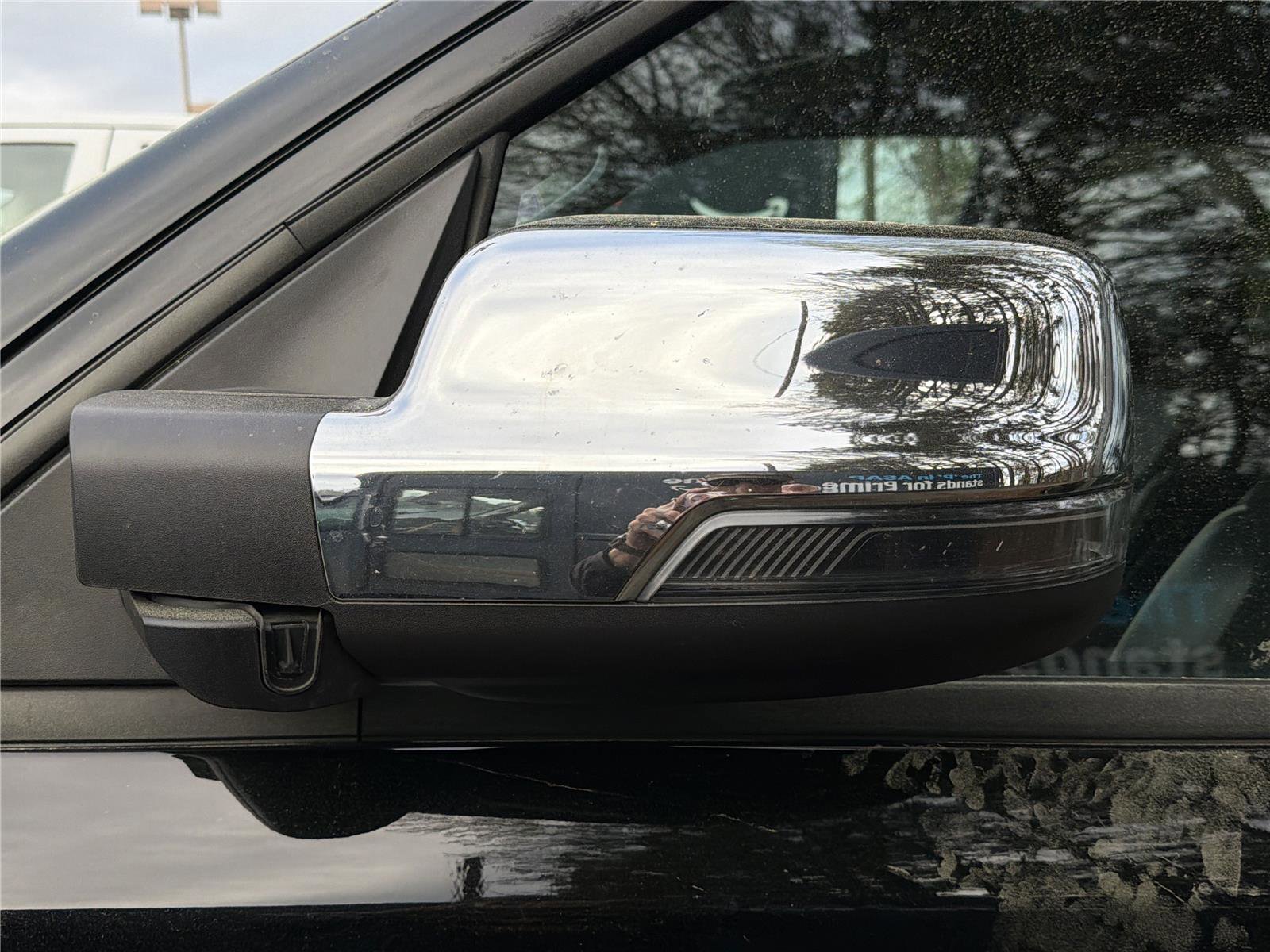 Used 2025 RAM 1500 Laramie image 10