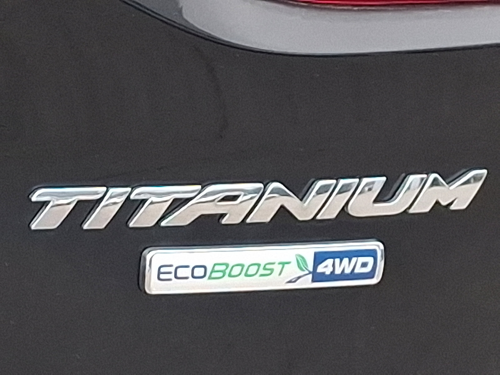 Used 2016 Ford Escape Titanium image 31