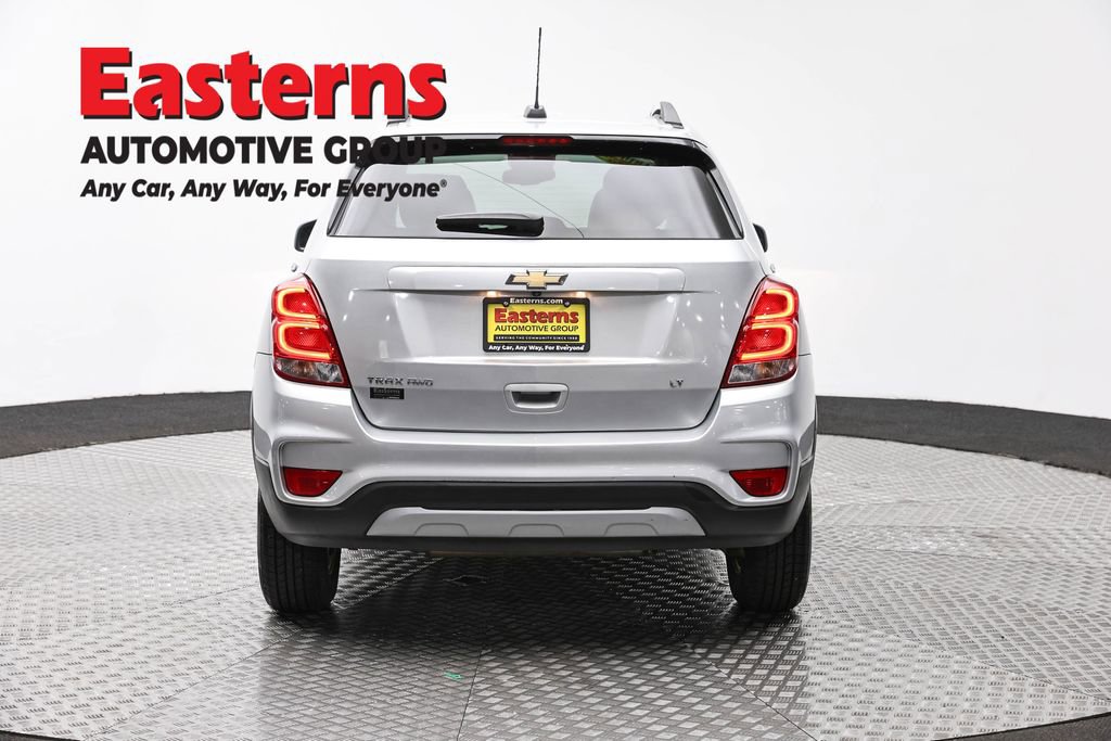 Used 2018 Chevrolet Trax LT w/ LT Convenience Package AWD/4WD image 6