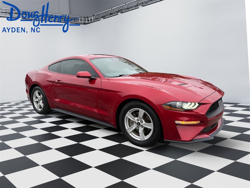 Used 2022 Ford Mustang Coupe image 7