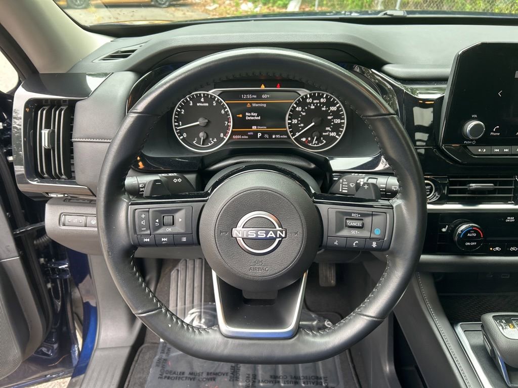 Used 2023 Nissan Pathfinder SV w/ SV Premium Package AWD/4WD image 21