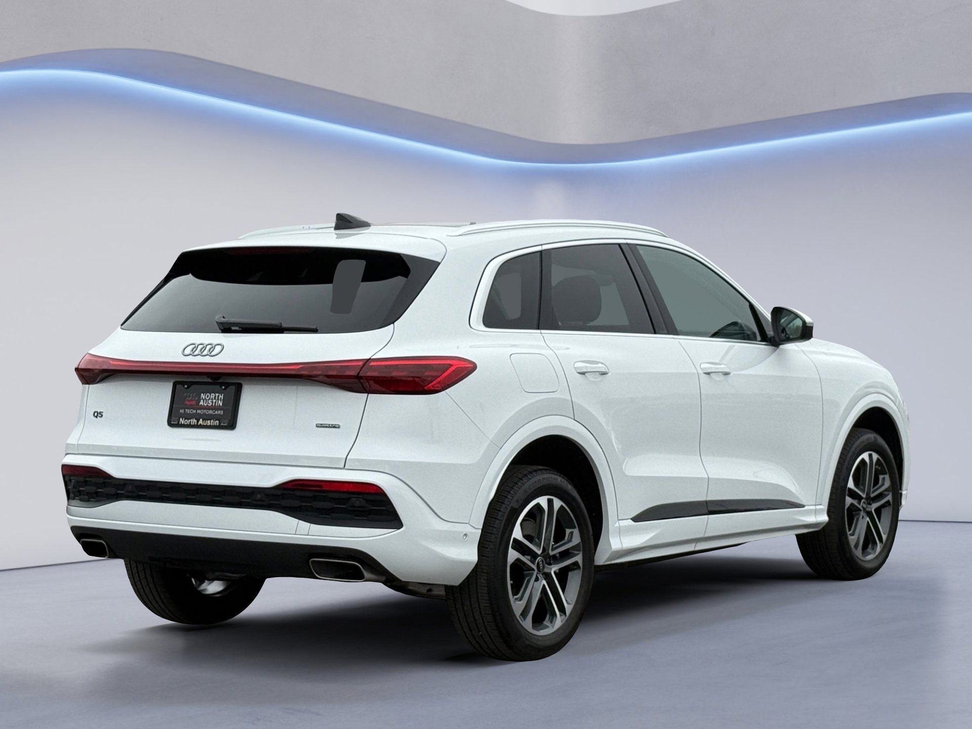 Certified 2025 Audi Q5 Premium w/ Convenience Package image 6