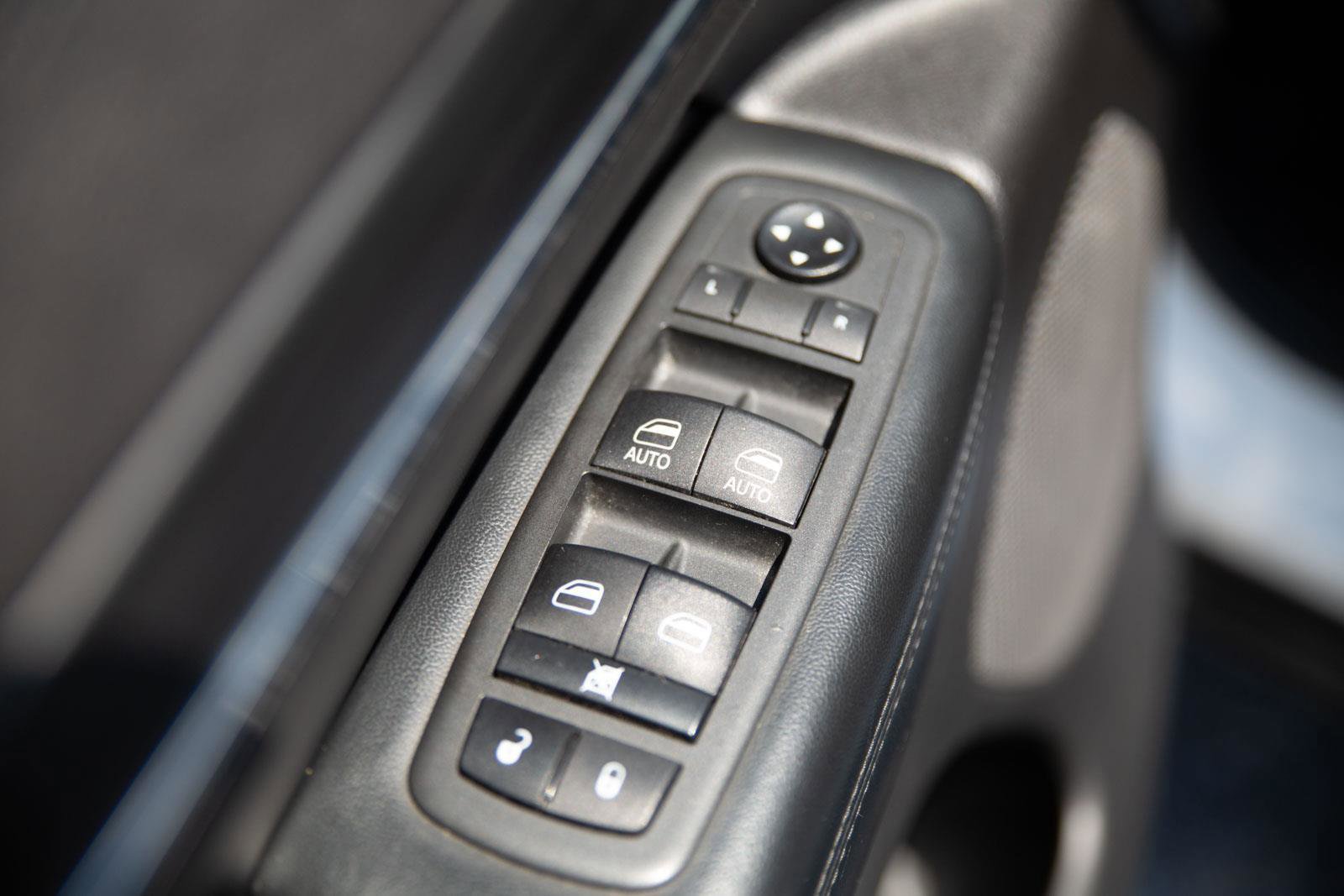 Used 2021 Jeep Grand Cherokee Limited AWD/4WD image 20