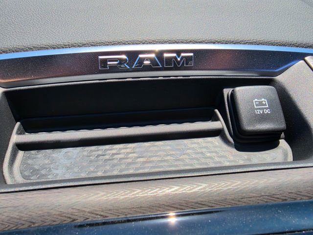 New 2026 RAM 2500 Laramie AWD/4WD image 22