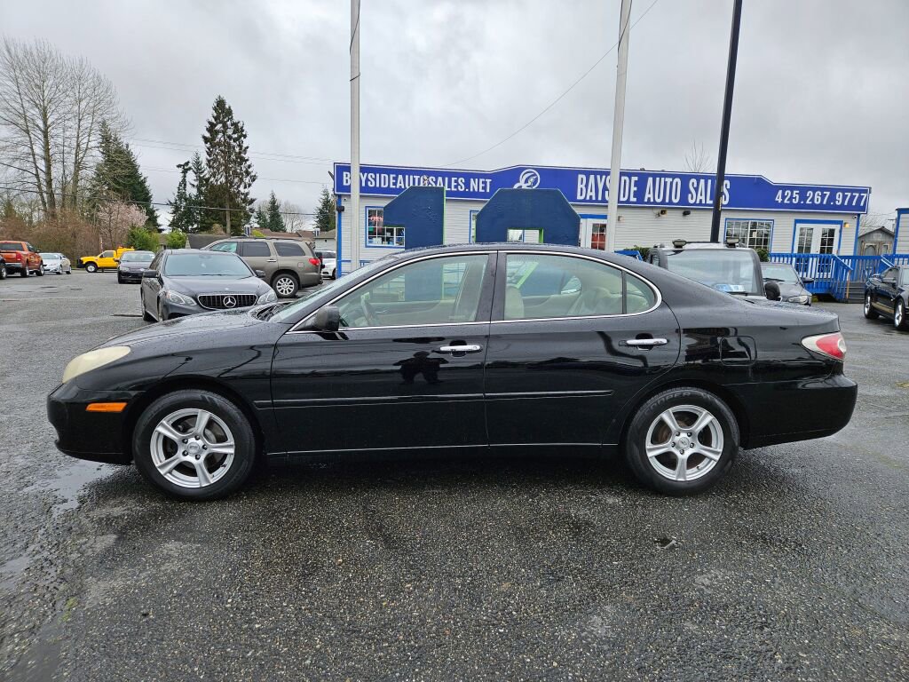 Used 2004 Lexus ES 330 image 2