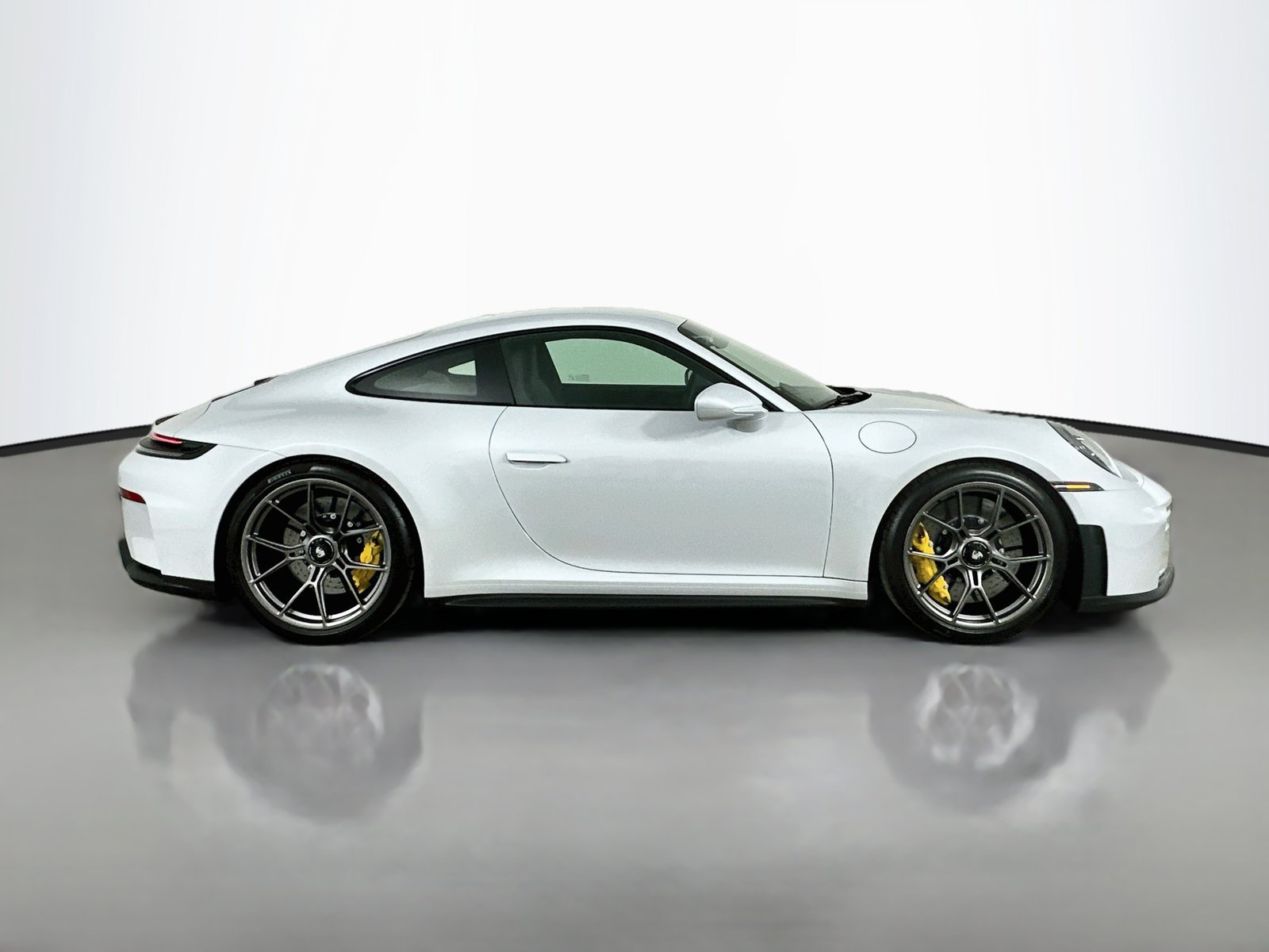 Used 2026 Porsche 911 GT3 RWD image 4