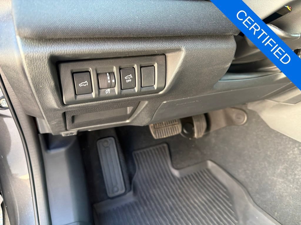 Certified 2025 Subaru Outback Premium AWD/4WD image 11