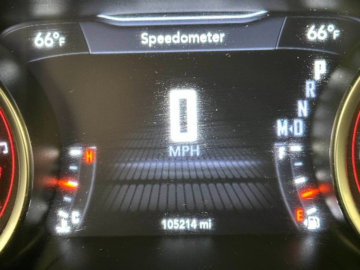 Used 2020 Dodge Challenger SXT RWD image 28