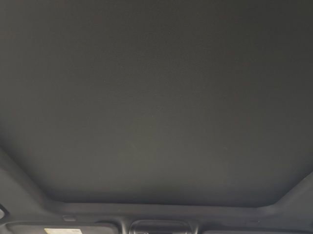 Used 2021 GMC Yukon XL AT4 image 17