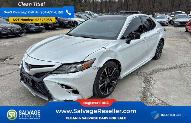 Used 2018 Toyota Camry image 3
