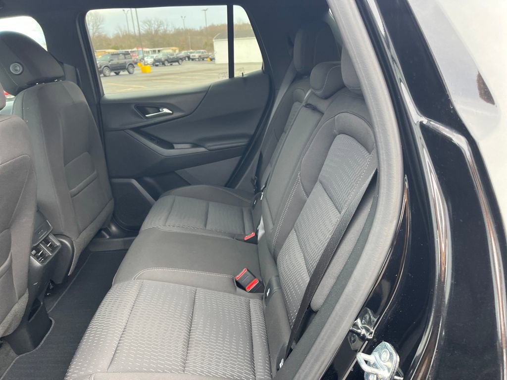 Used 2025 Chevrolet Equinox LT image 22