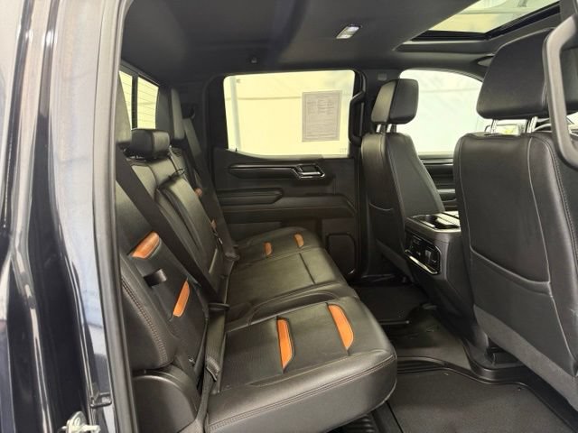 Used 2024 GMC Sierra 1500 AT4 w/ Technology Package AWD/4WD image 26