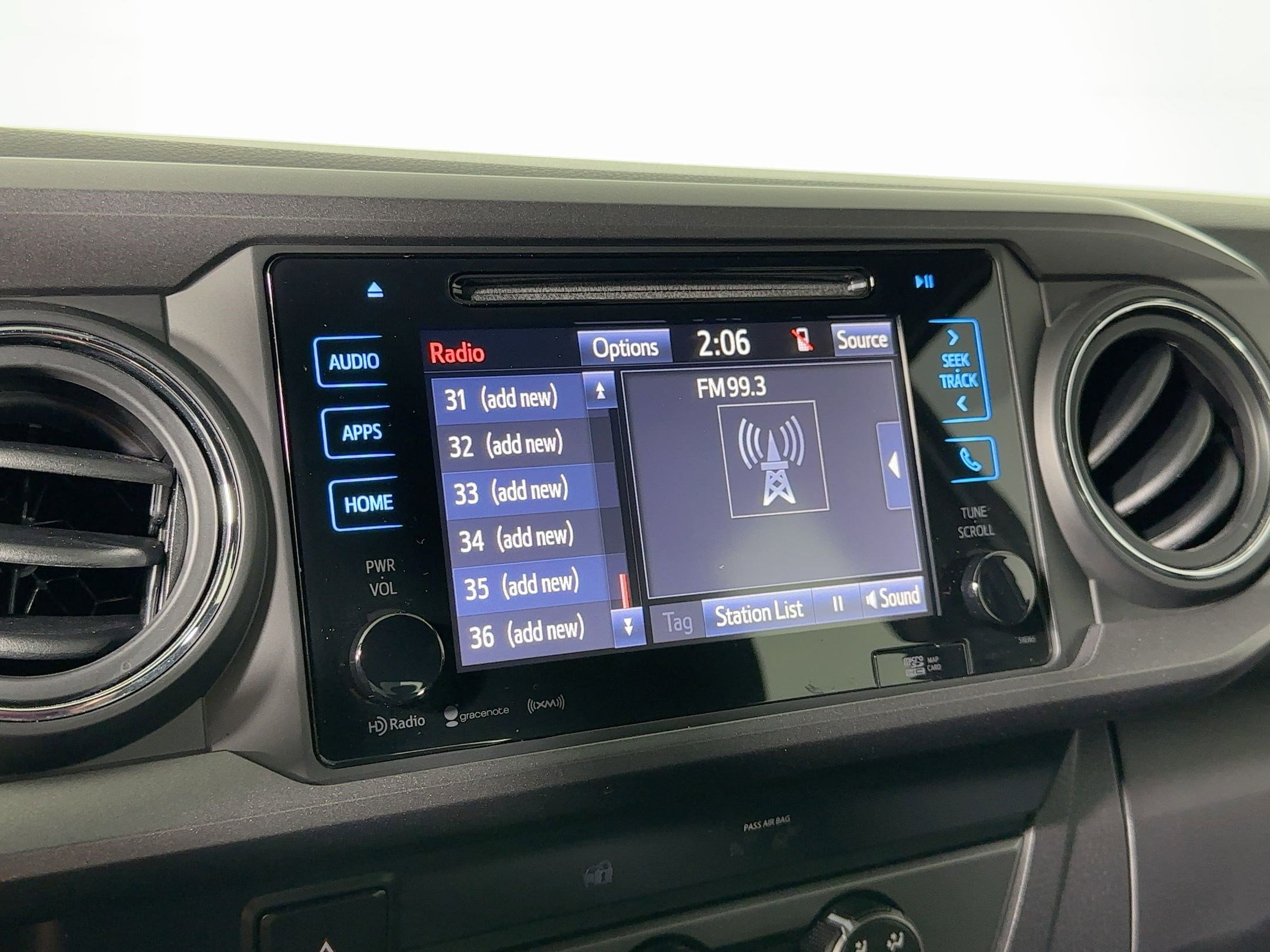 Used 2019 Toyota Tacoma TRD Sport image 23